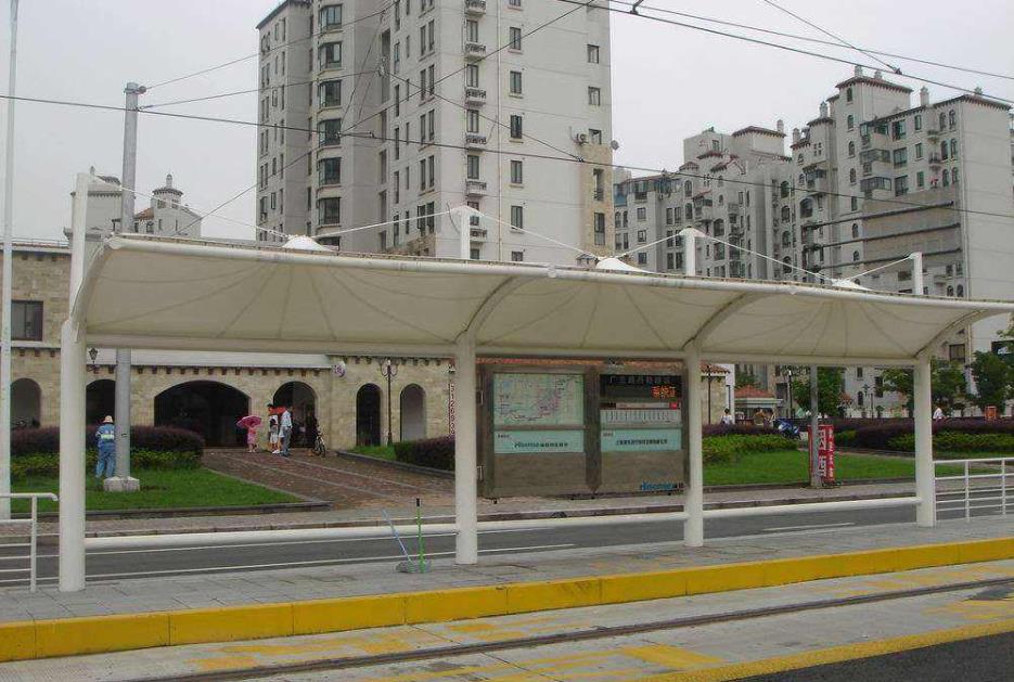 公交站台膜结构车棚
